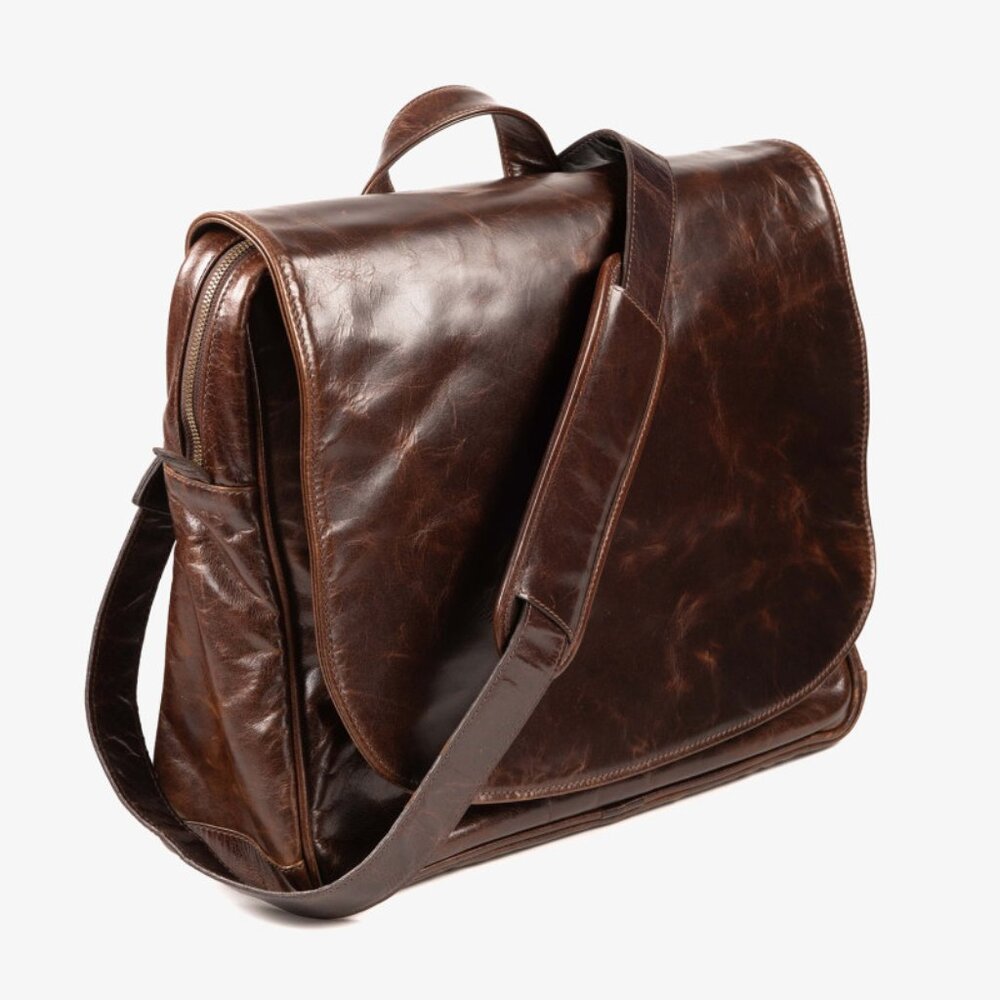 Moore & Giles Wynn Mailbag